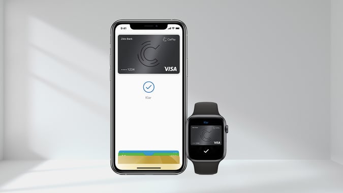 CarPaykortet i Apple Pay och smartklocka. Bild.